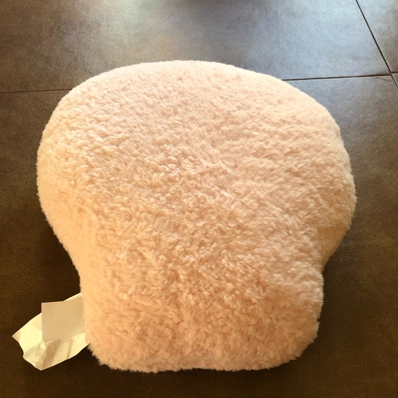 NWT Light Pink Skull Grammercy Studio Plush Sherpa Throw Pillow Halloween - Picture 5 of 5